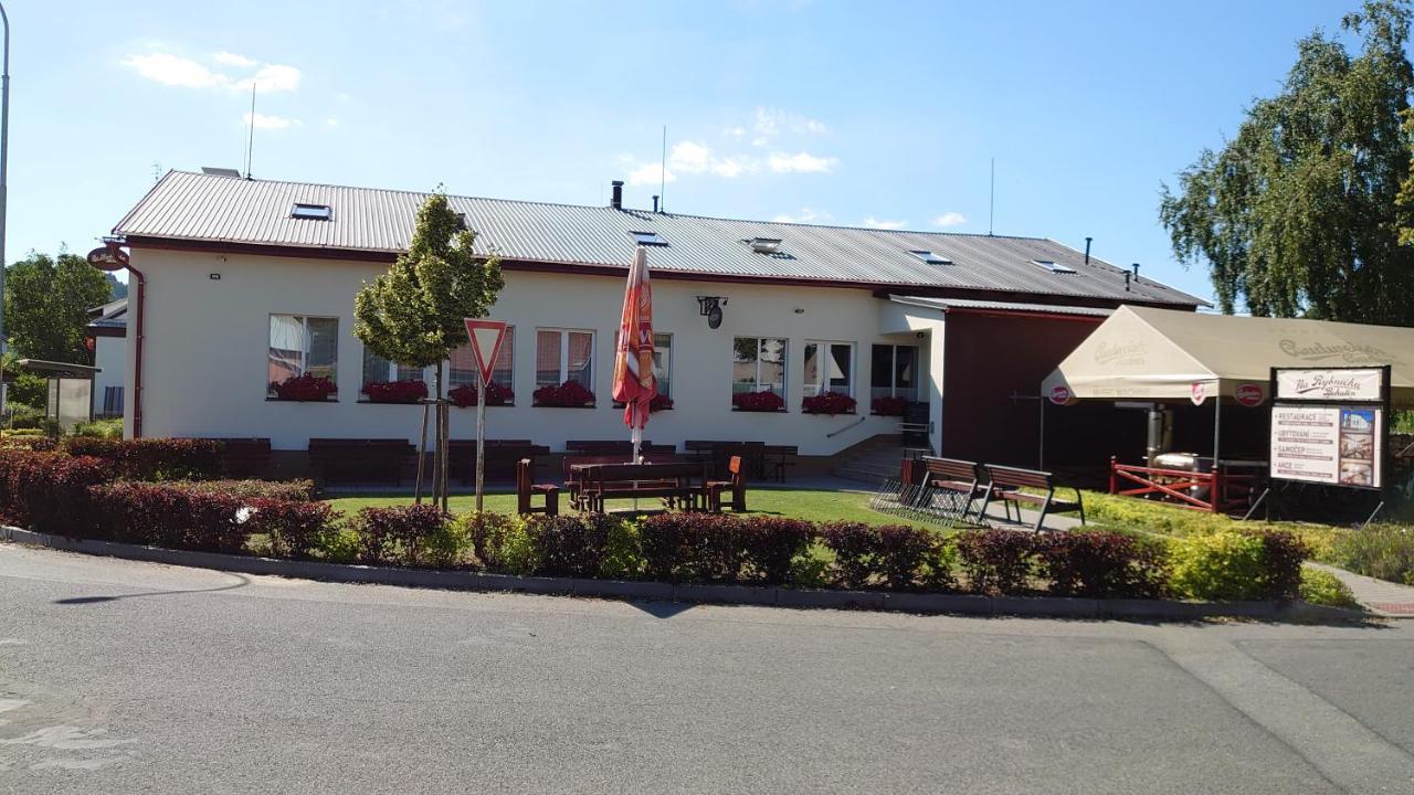 Hotel Na Rybnicku Bohutin Extérieur photo